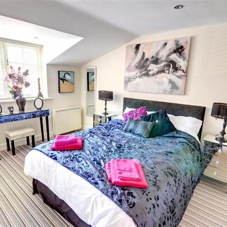 Hotties House - Two-Bed Cottage, Dog-Friendly & Off-Street Parking - スカーバラ エクステリア 写真