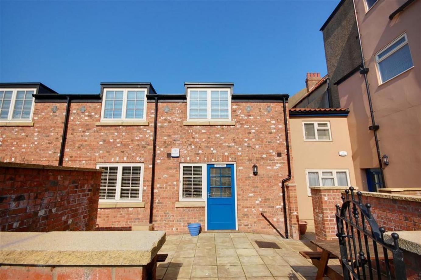 Hotties House - Two-Bed Cottage, Dog-Friendly & Off-Street Parking - スカーバラ エクステリア 写真